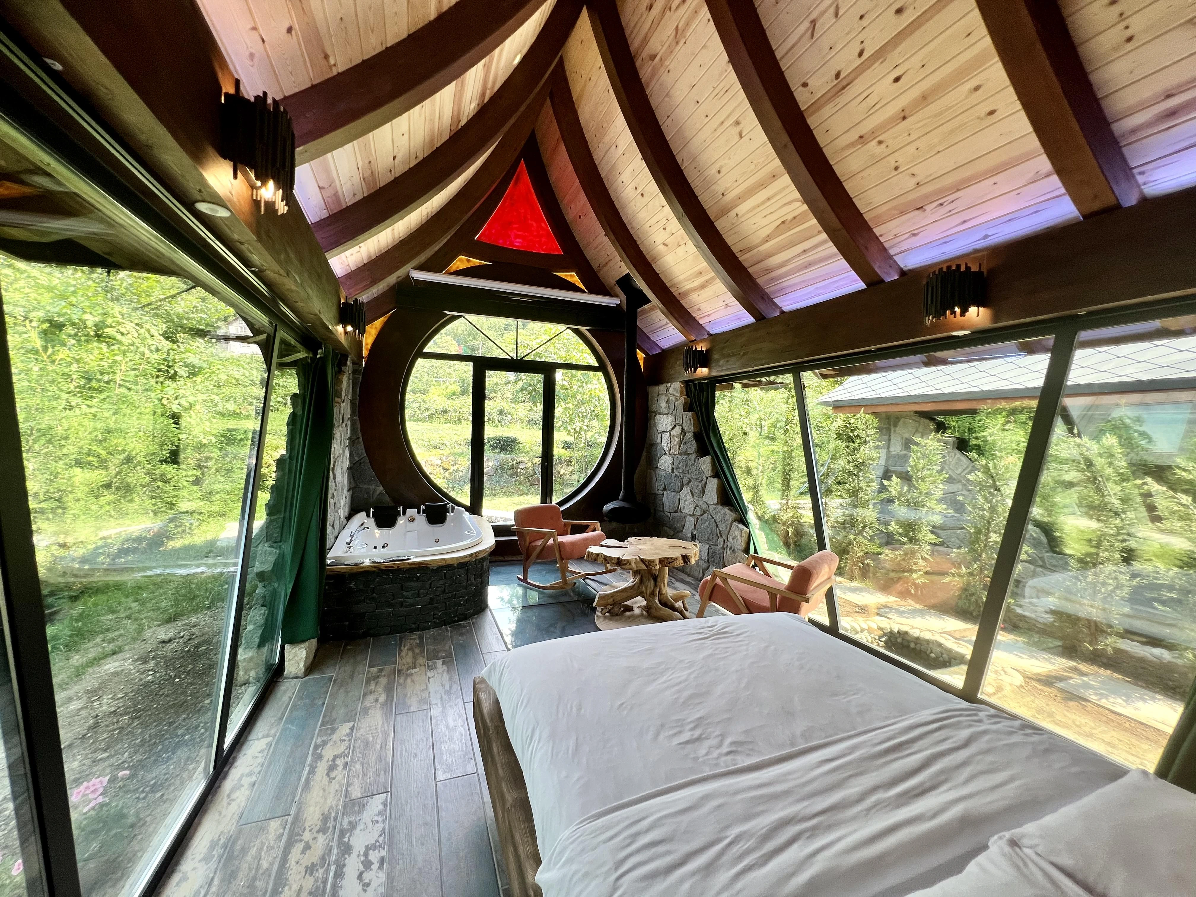 Jakuzili Asma Şömineli Taş Masal Bungalov -304/305 3