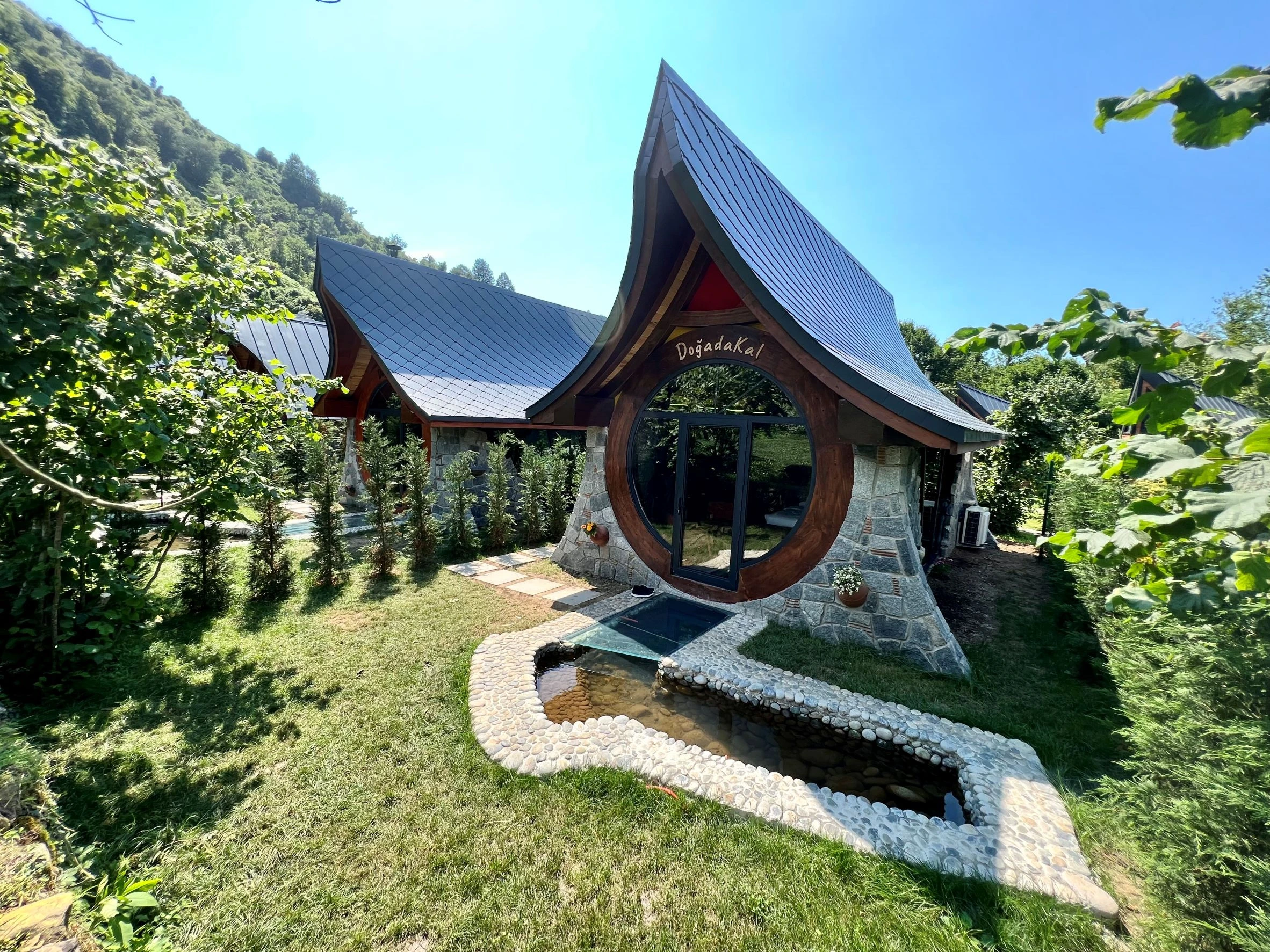 Jakuzili Asma Şömineli Taş Masal Bungalov -304/305