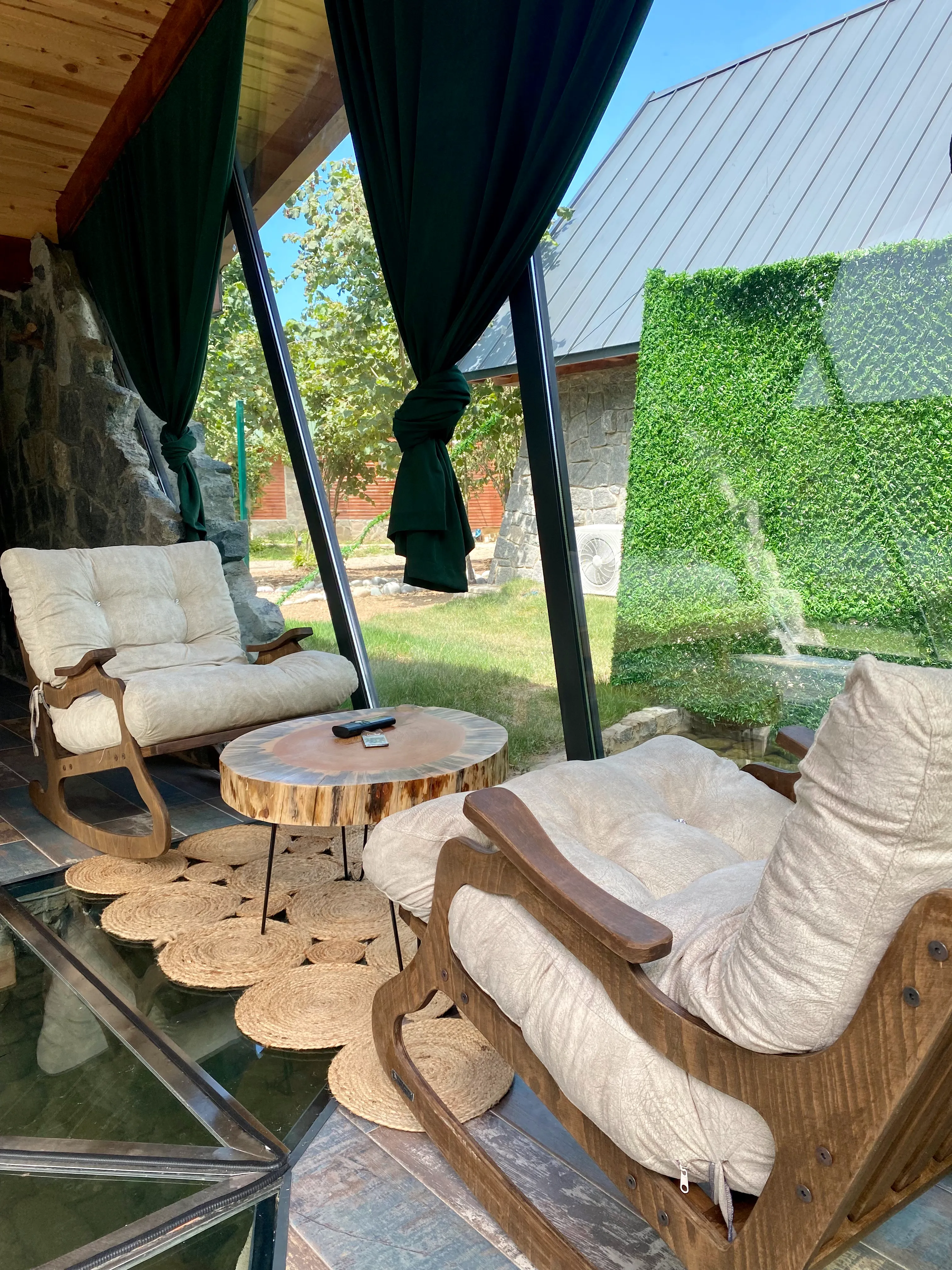 Jakuzili Asma Şömineli Taş Bungalov - 302 3